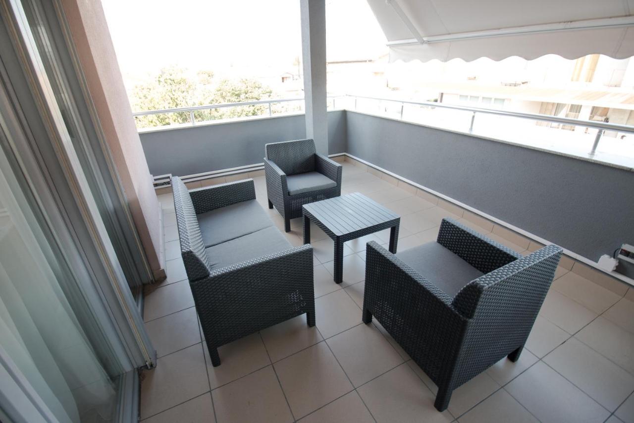 Oasis Apartments เกฟเกลียา ภายนอก รูปภาพ